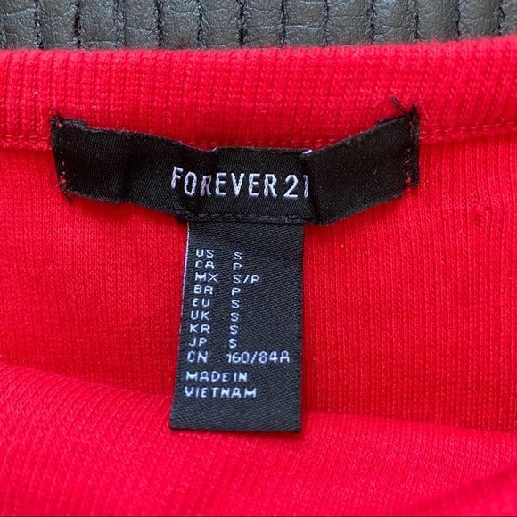 Red Ribbed Cropped Tank ❗️ - Picture 2 of 2